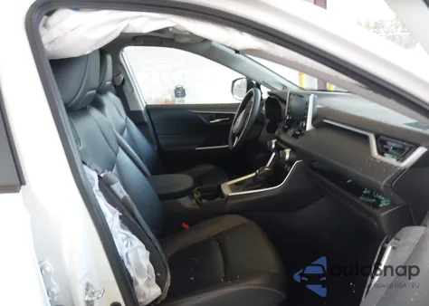 2020 Toyota Rav4 Xle Premium z USA, uszkodzony, nr VIN 2T3A1RFV0LC137840